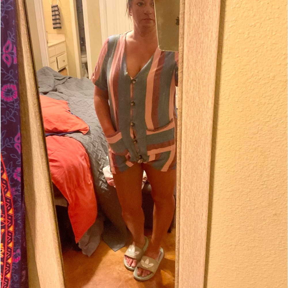 NEW LISTING ‼️SHOW ME YOUR MUMU Dress - Picture 6 of 16